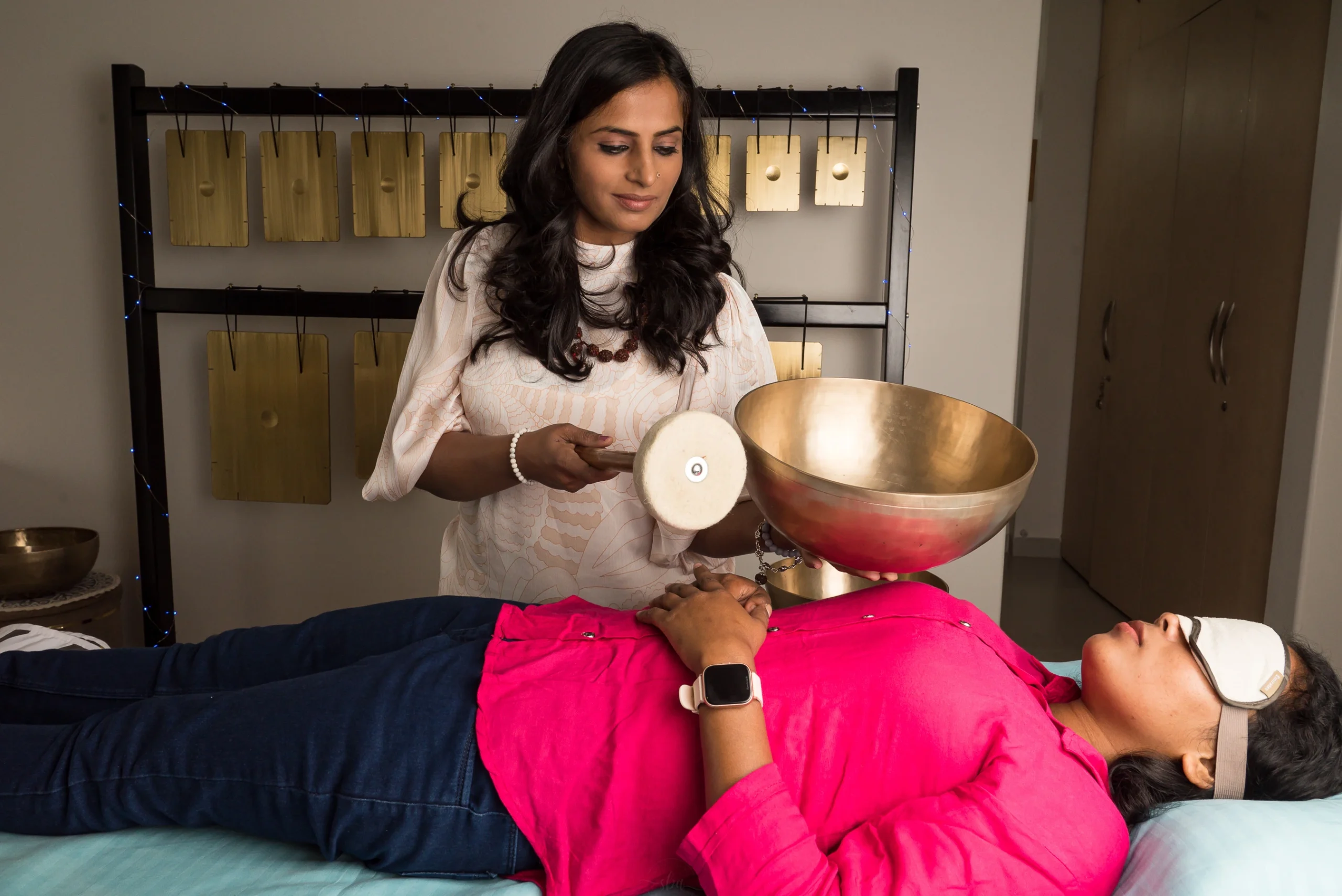 Personal sound therapy session with Tibetan singing bowls
